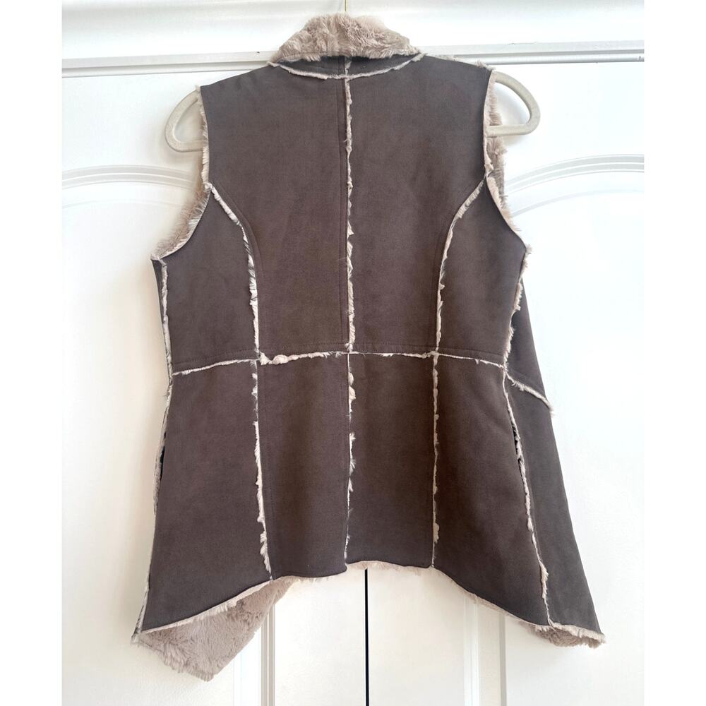 Altar’d State Taupe Faux Suede and Fur Open Front Vest with Pockets - Picture 8 of 8
